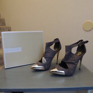 FRH Grey Suede Ankle Strap Stiletto Heels Metallic Toe Size 8.5